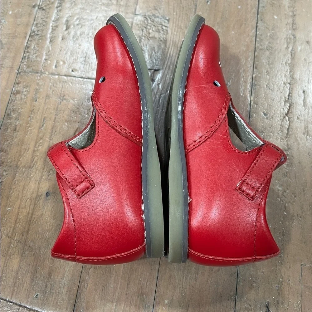 Footmates Harper leather t-bar red Mary Janes shoes girls size 6